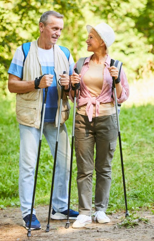 healthy leg couple hiking