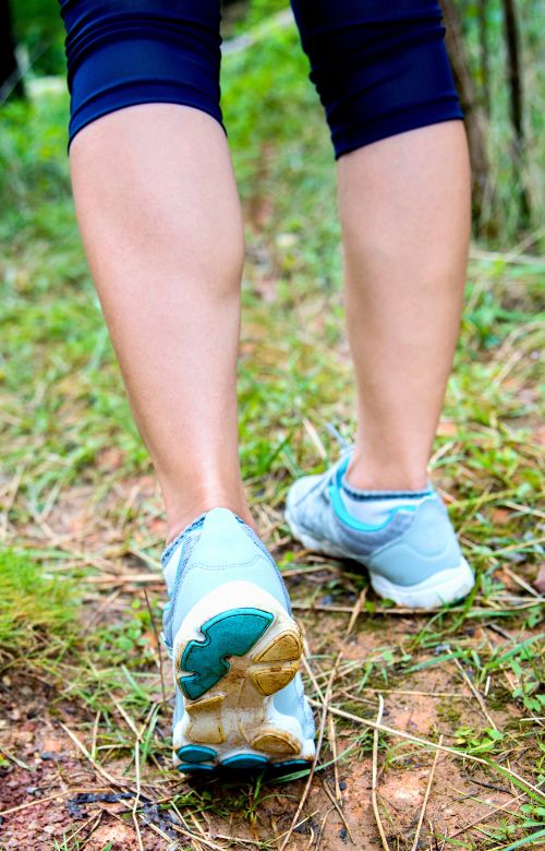 clear hiking legs with no spider veins